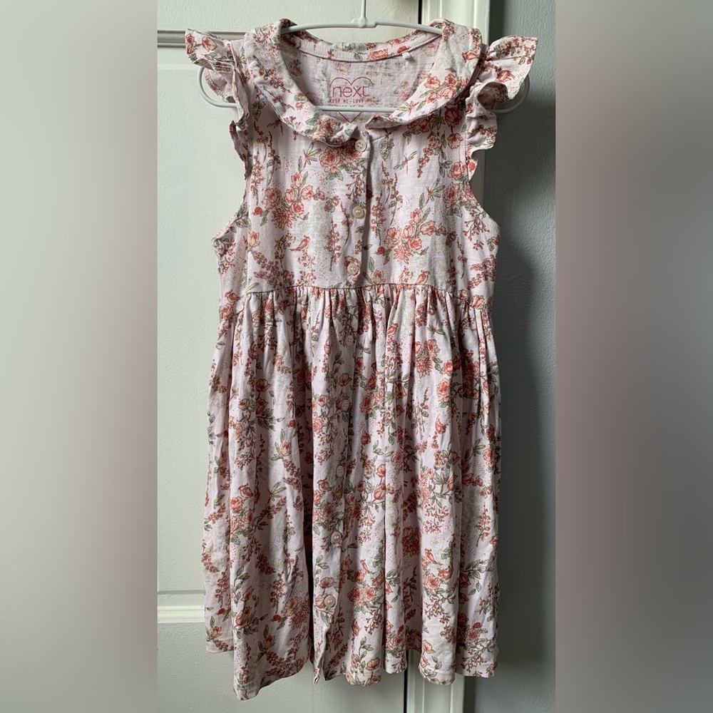 Beautiful Next floral Dress Size 5-6yrs
